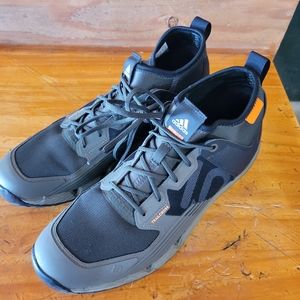 Adidas Five Ten Trail Cross Mid Pro Mountain Bike Shoes EF3010 Men’s Size 11